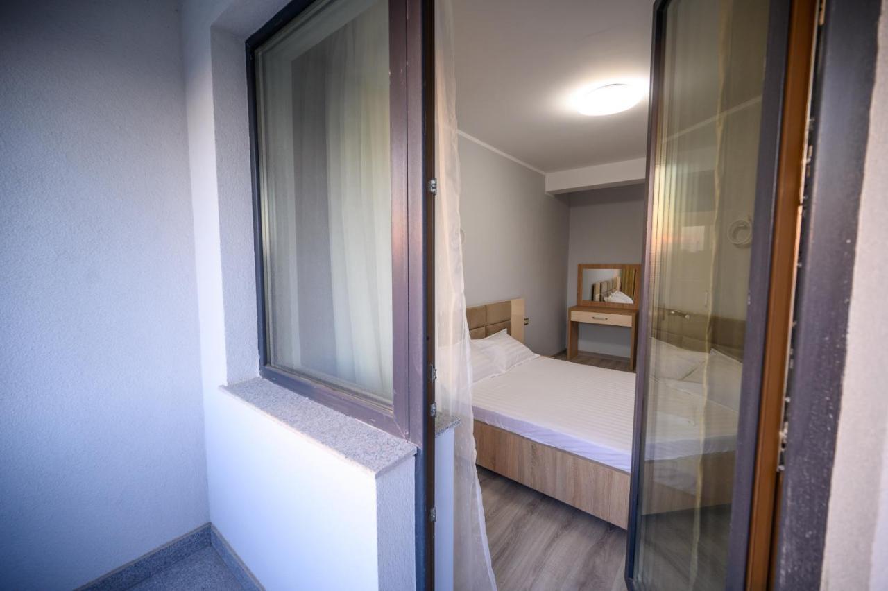 Wida Apartaments Mamaia Nord Năvodari Exteriér fotografie